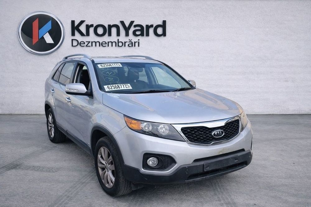 Far Stanga Kia Sorento II 2009 - 2015 SUV 4 Usi (733) Xenon