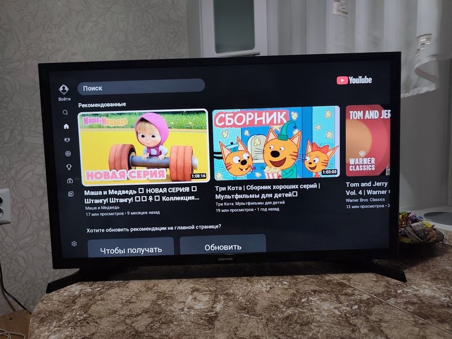 Телевизор Смарт 82 см диагональ