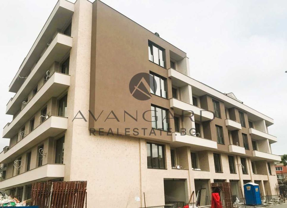 Продава се Четиристаен апартамент в Пловдив, Център - 164 кв.м за 1497 €/кв.м - Снимка #3