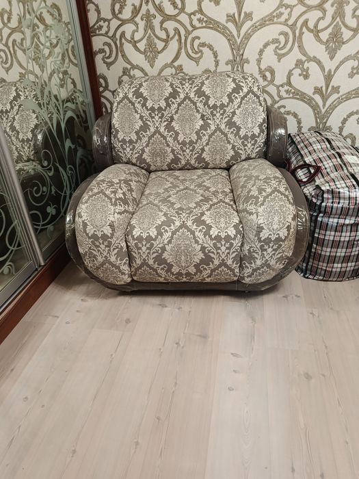 Бесплатно мягкое кресло