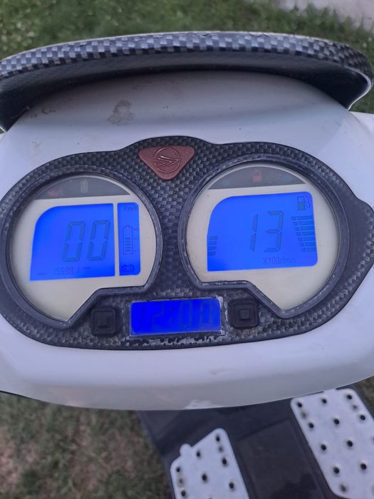 Scuter benzina , in stare foarte buna