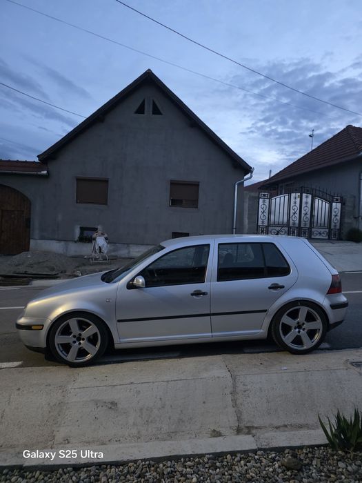 Vând jante 5×100 R18 cu anvelope iarna