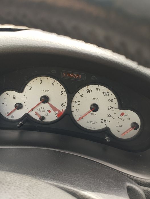 Пежо 206CC 1.6i 2003г