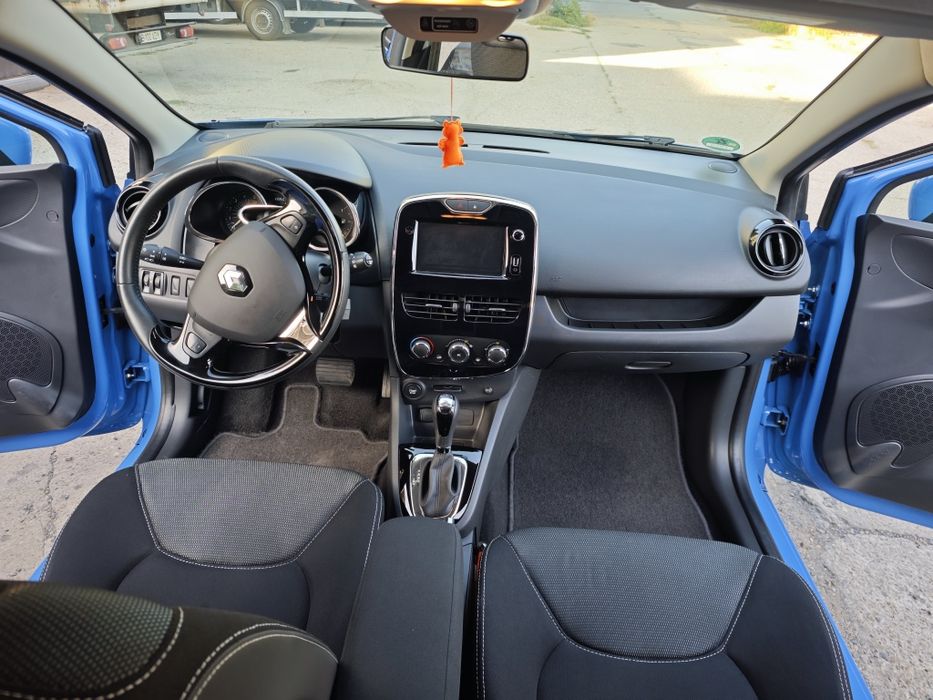 Renault Clio 1.5dci, 90cp, automat,A/C,,navi,pilot,bluetooth,2xPDC,led