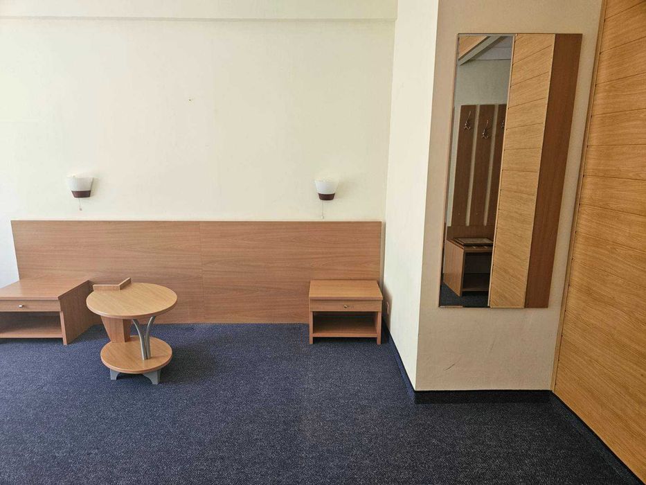 Мебели за хотелска стая