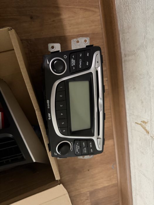 Магнитола hyundai accent 2011