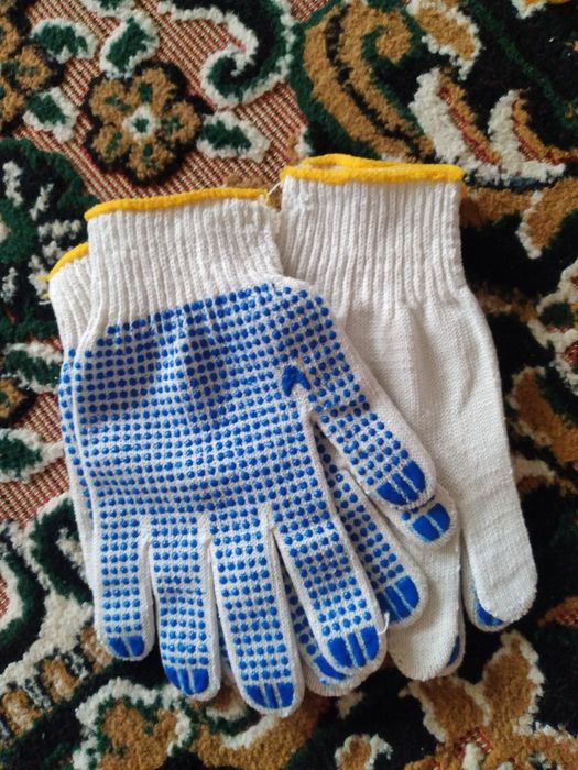 Перчатки и аска арналғар май