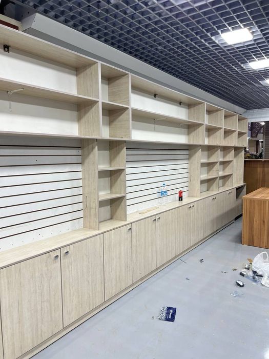 Vitirina magazin 12 m uzligi  2.4 m bo'yiga.