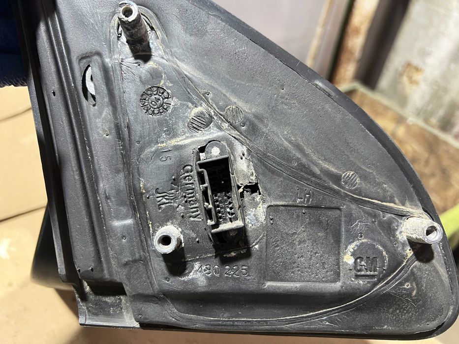 Oglinda stanga electrica Opel Astra H Hatchback 2008