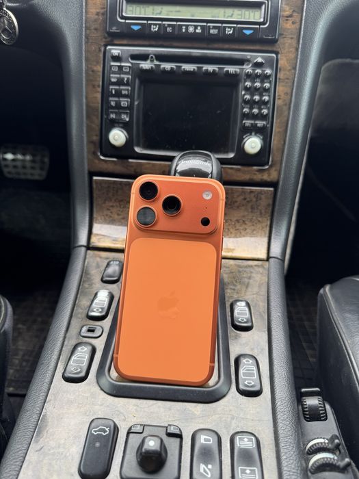 Айфон 17про 256гб