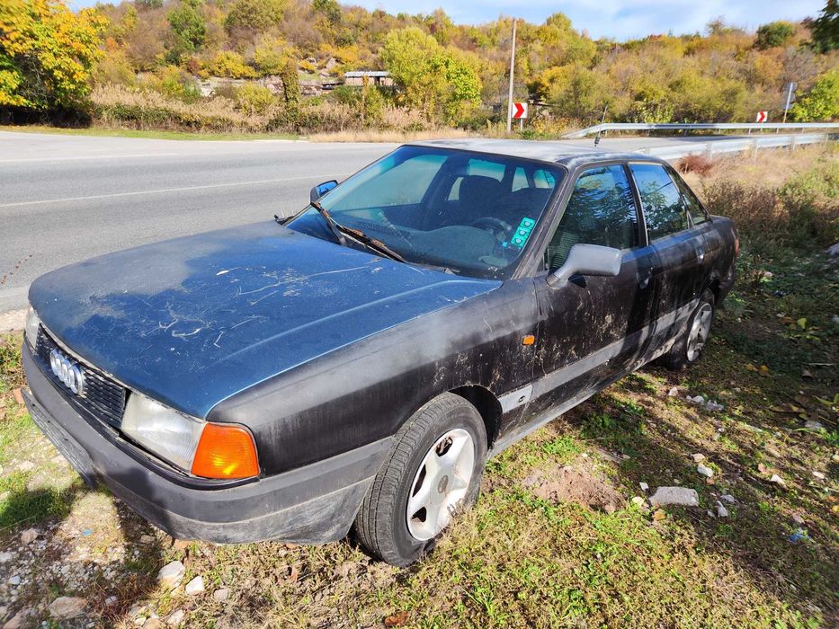 Ауди 80 Б3, 1.8 бензин на части