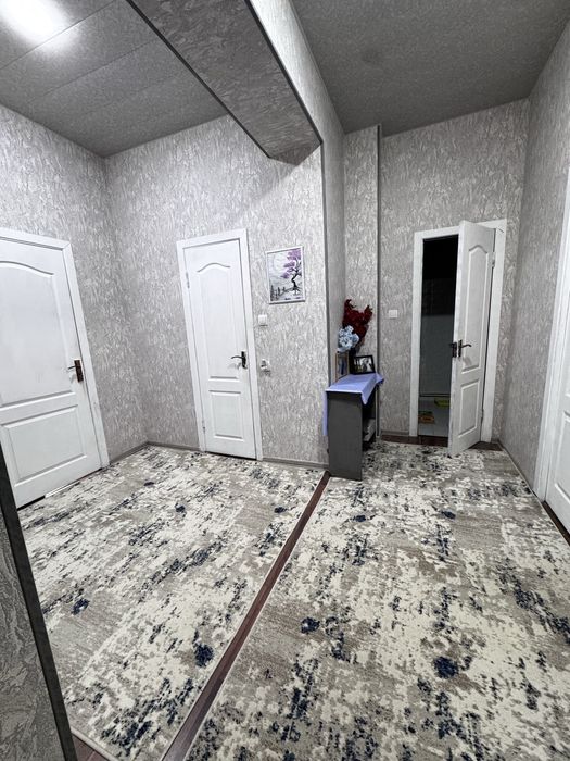 Срочно продаётся большая квартира метро Шахристан