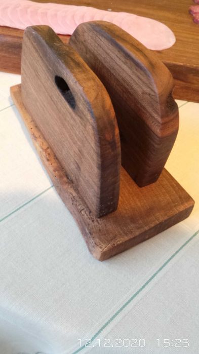 Орехово огледало, закачалка, лампа и закачалка за ключове