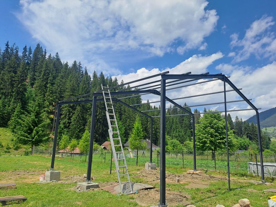Vand structură metalică pentru hala 
Cu lățimea 14 lungime 40 înatime