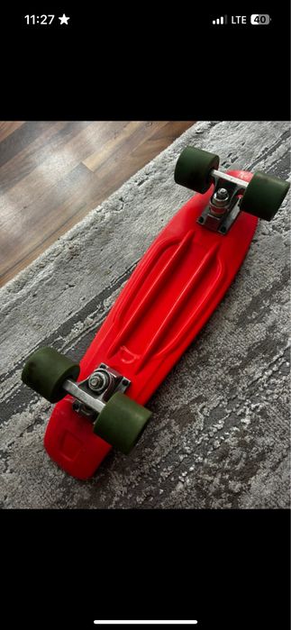 penny board rosu folosit
