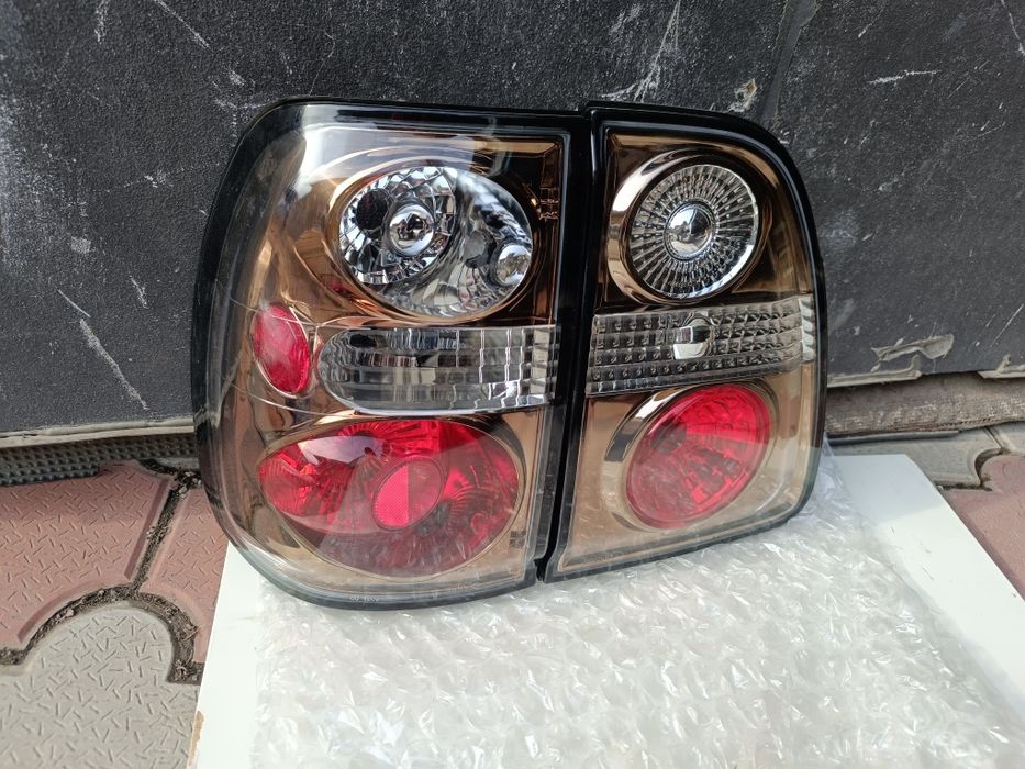 Задние фонари Toyota Land Cruiser 100, Lexus LX470