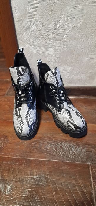 Споги демисезонные