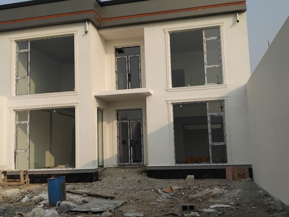 Уй Котедж сотилади