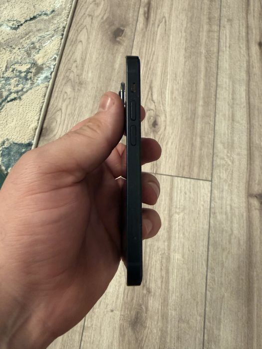 Se vinde Iphone 13 mini