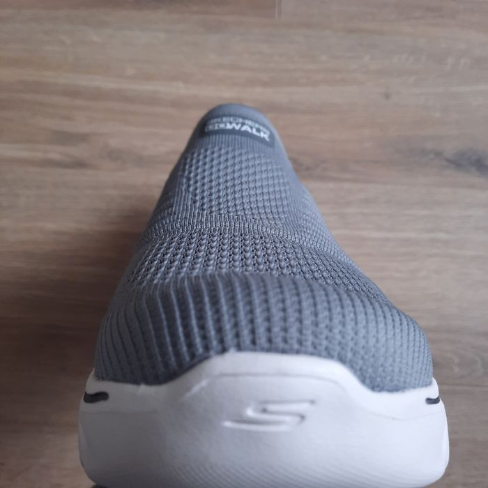 Кроссовки Skechers Gowalk