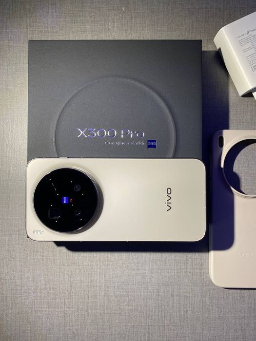 vivo x300 pro 16/512 global
