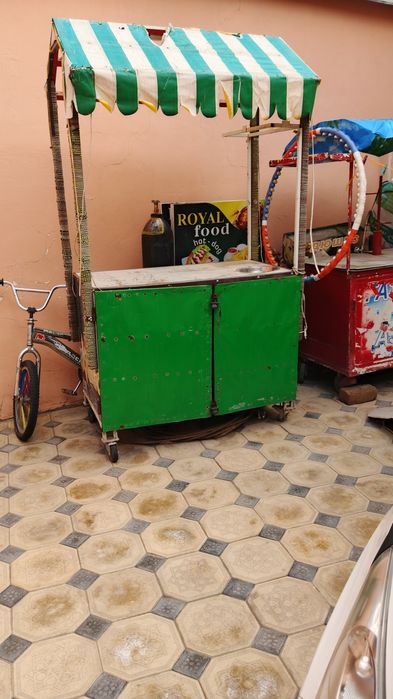 Газ вода будка и тархуна