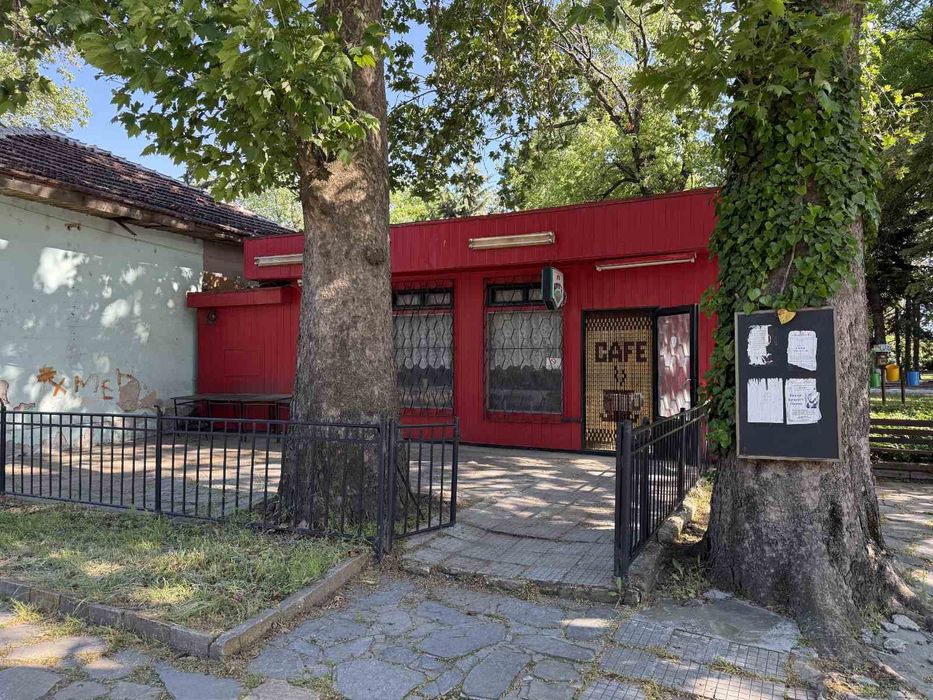 Продава се Заведение в с. Златитрап, Област Пловдив - 100 кв.м за 612 €/кв.м - Снимка #1