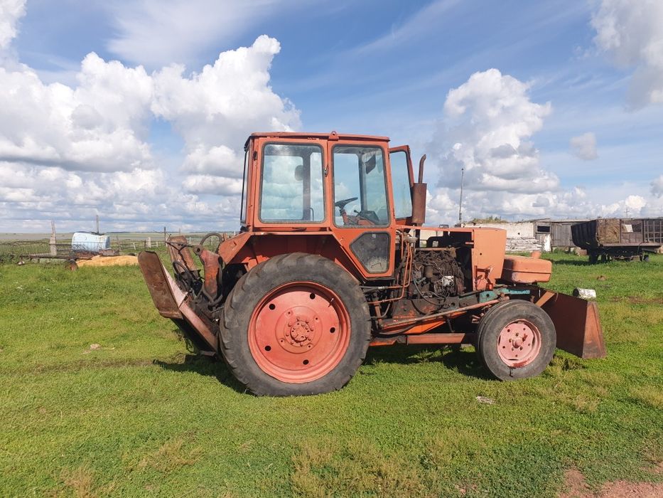 Эксковатор  ЮМЗ  6  АКЛ   ПРОДАМ   трактор  с  консерватций