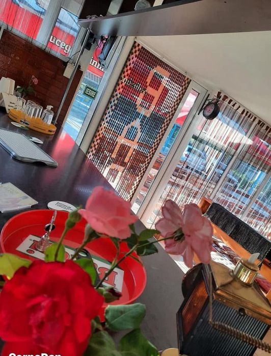 Spațiu comercial tip bar – parțial utilat, de vânzare