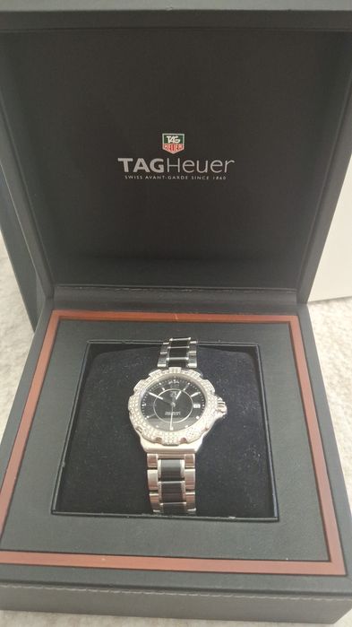 Часы бренд TAG Heuer Formula 1