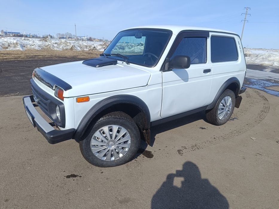 Продам Ниву 21214