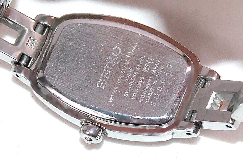 Ceas SEIKO V117, alimentare solara si cu baterie, inoxidabil, Made in Japan, NOU