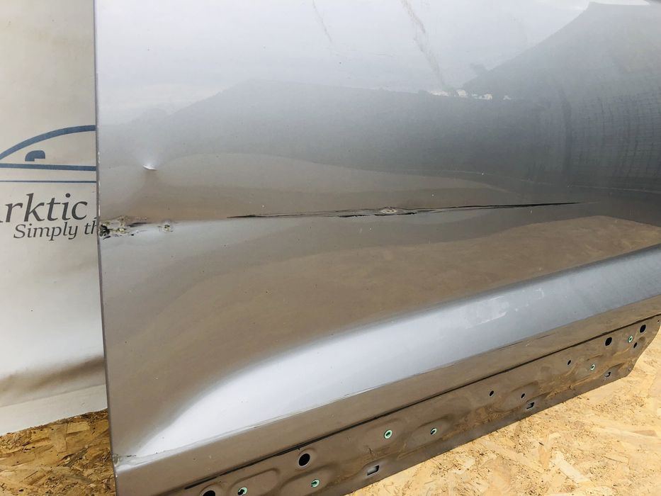 Usa stânga fata VW Touareg CR7 după 2018