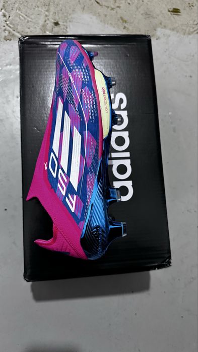 Бутсы adidas F50+FG