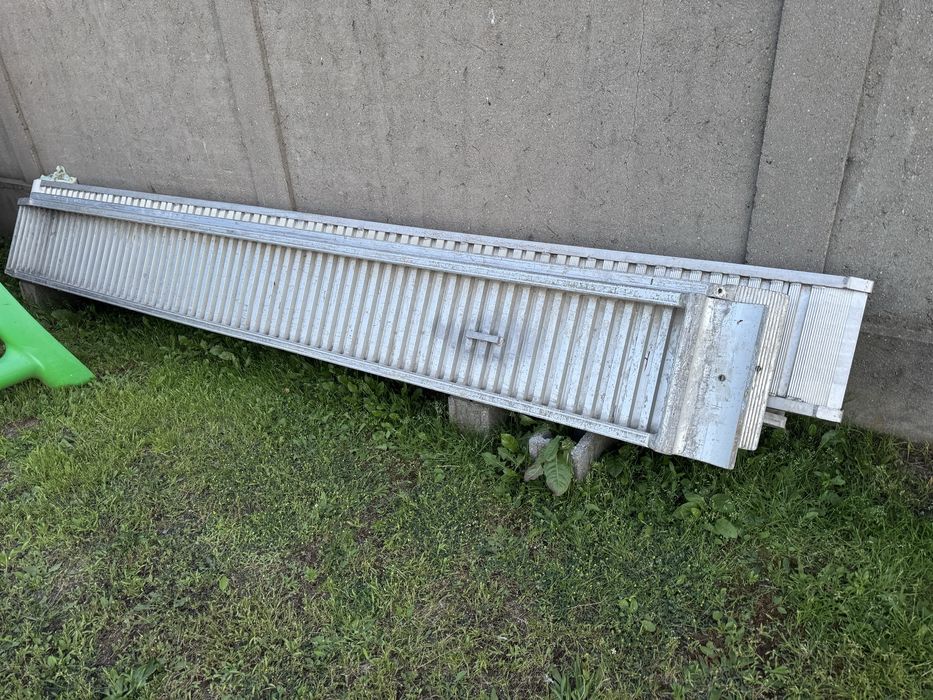 Rampe aluminiu de 3,50 m, lungime , pentru incarcare utilaje sau camionete