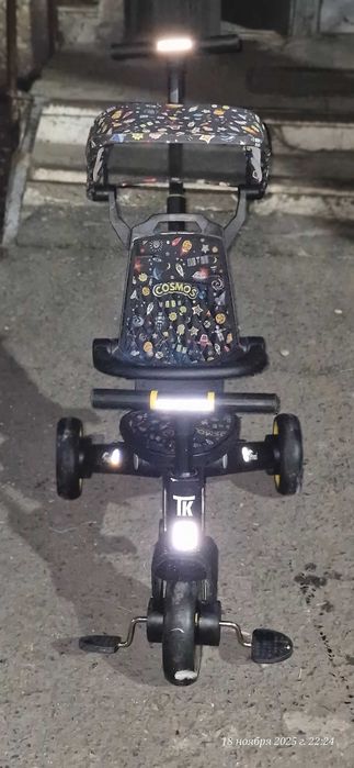 Детский трехколесный велосипед.