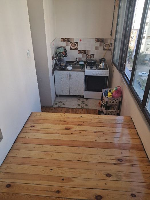 3 xonali uy sotiladi