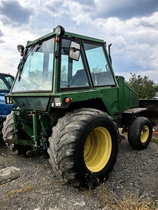 Tractor Internațional reversibil priza fata