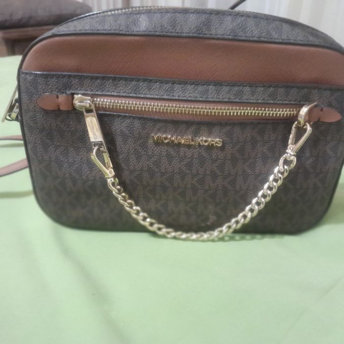 Сумка-кроссбоди Michael Kors