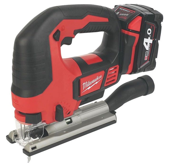 MILWAUKEE M18 BPP4C-402B 18V 2 x 4.0AH LI-ION red lithium 4 части + 1