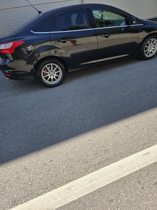 Vând Ford Focus MK3