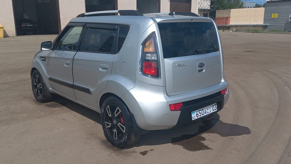 Kia Soul 2009 машина