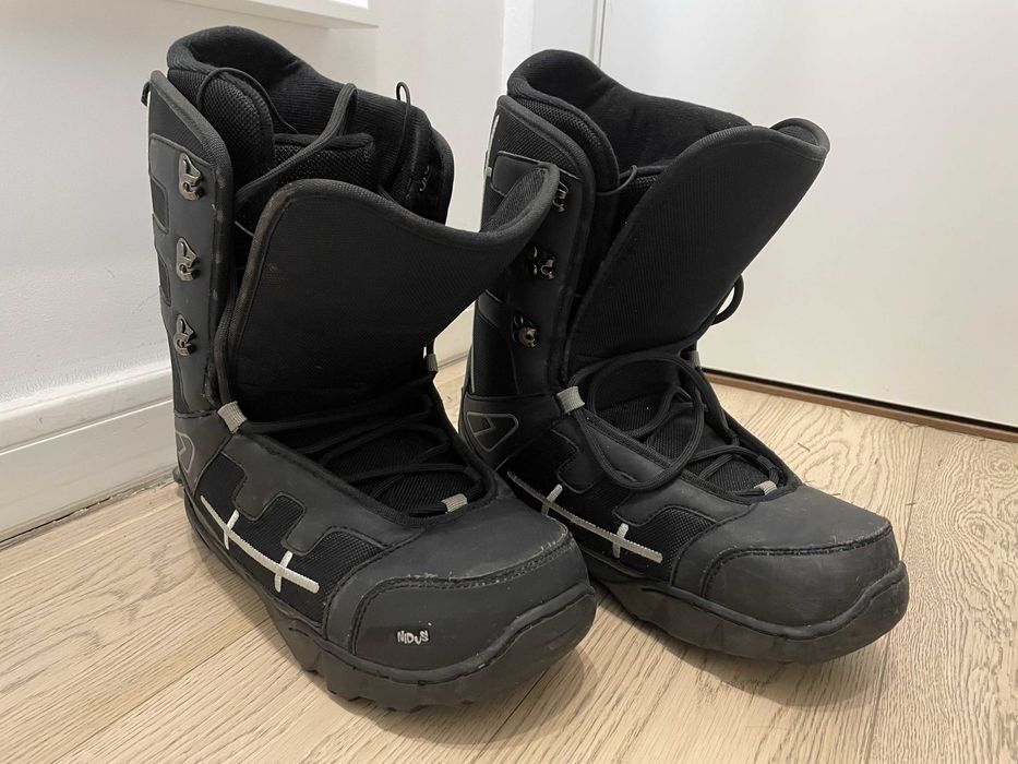 Boots Nidus Racy 43-44