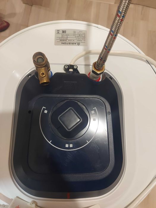 Титан Ariston 100 литров