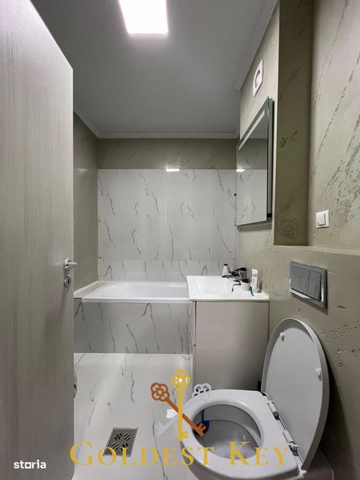 Apartament modern cu 2 camere semidecomandate, balcon si parcare!
