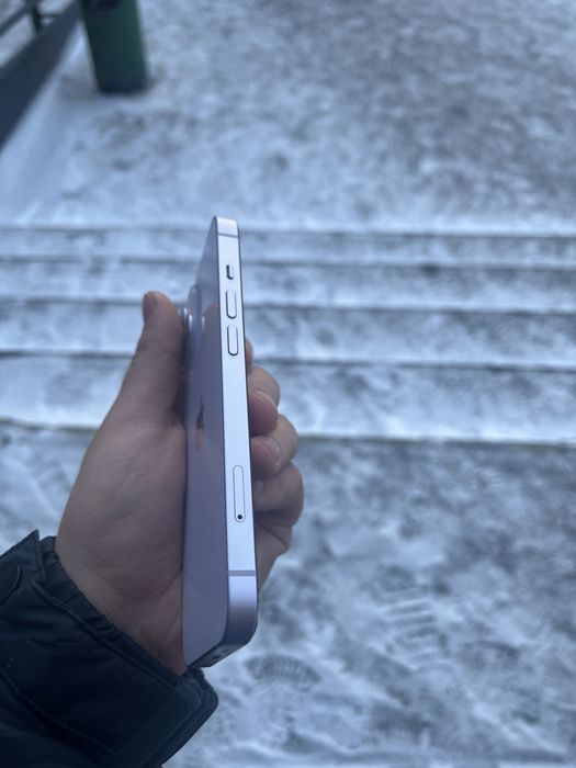 Продам iPhone 14