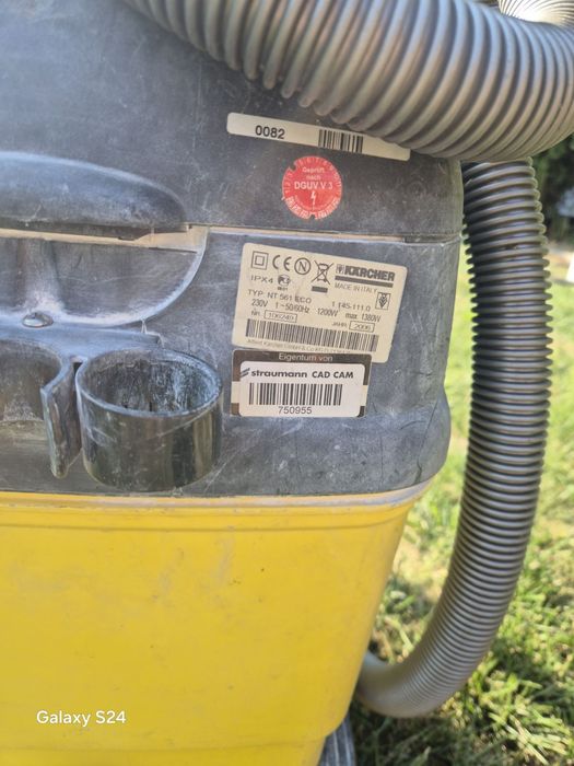 Индустриална прахосмукачка Karcher