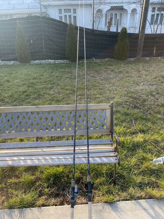 Se vind 2 lansete fedeer strategist 360m  120   180g 2 mulinete Okuma