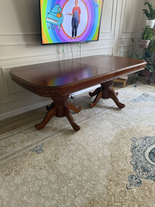 Стол из массива дуба