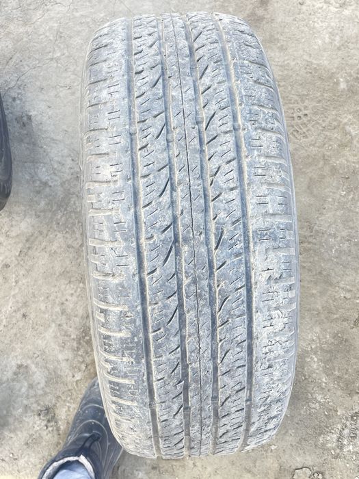 Шины 235/55/R17.